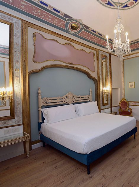 room&suite room&suite
